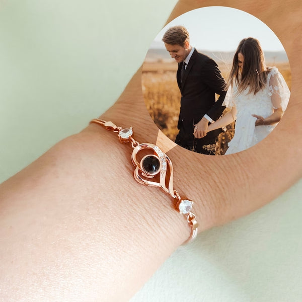 Bracelet with Photo Projection