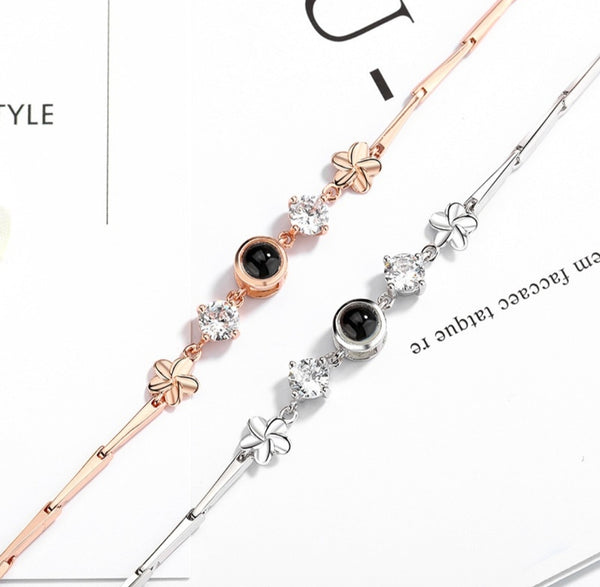 Bracelet with Photo Projection
