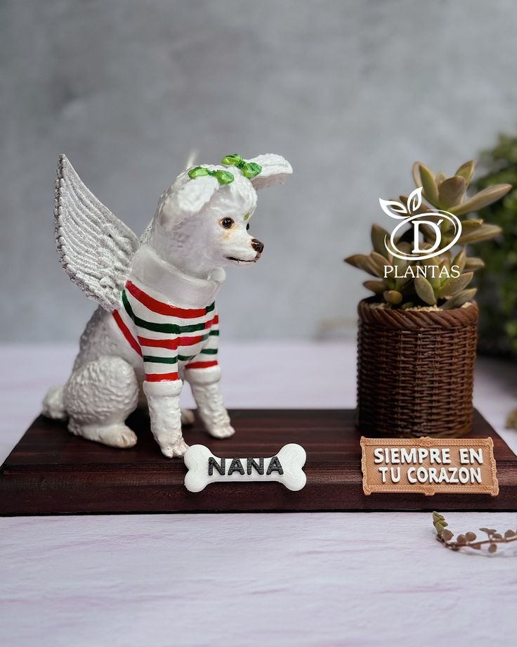 Pet mini Replica