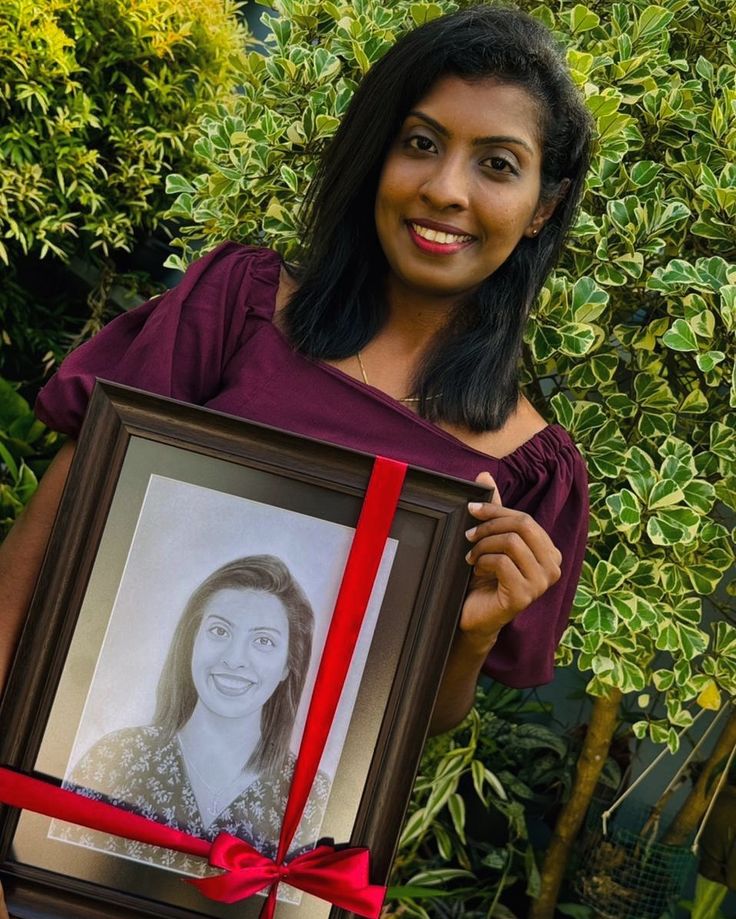 Pencil sketch frame